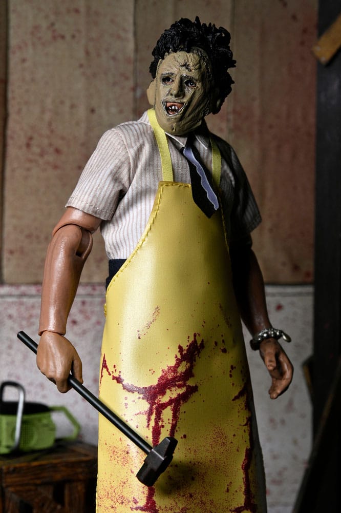 Texas Chainsaw Massacre Clothed Action Figure Leatherface 20 cm        0634482415900