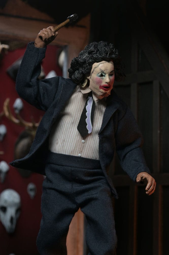 Texas Chainsaw Massacre Clothed Action Figure Pretty Woman Leatherface 20 cm        0634482415917