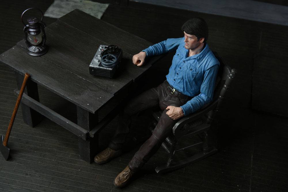 The Evil Dead Action Figure Ultimate Ash 18 cm 0634482419717