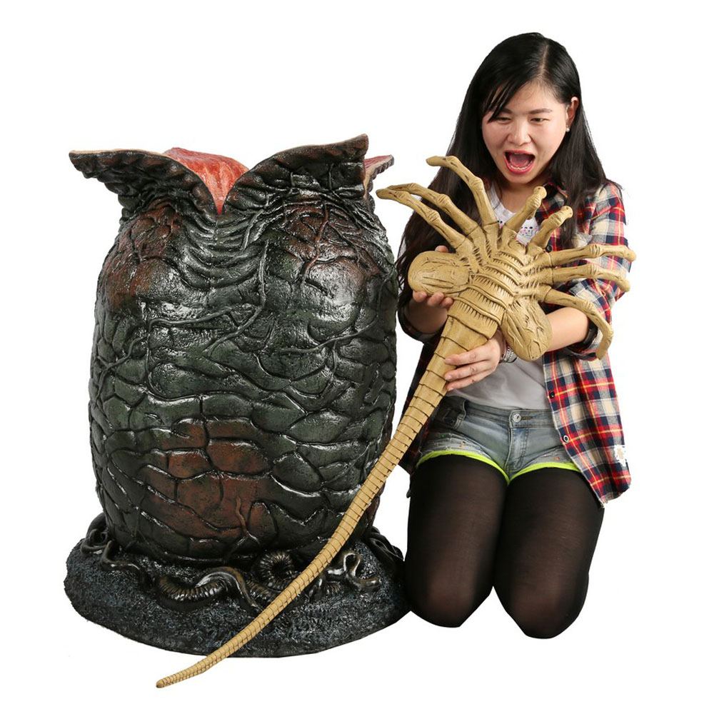 Aliens Foam Replica 1/1 Xenomorph Egg & Latex Facehugger 91 cm 0634482513583