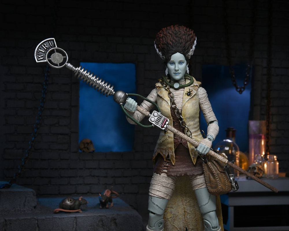 Universal Monsters x Teenage Mutant Ninja Turtles Action Figure April as The Bride 18 cm 0634482541852
