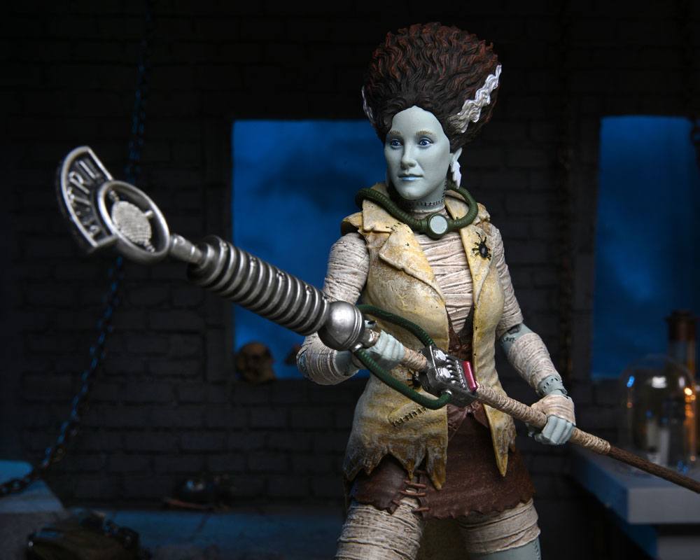 Universal Monsters x Teenage Mutant Ninja Turtles Action Figure April as The Bride 18 cm 0634482541852