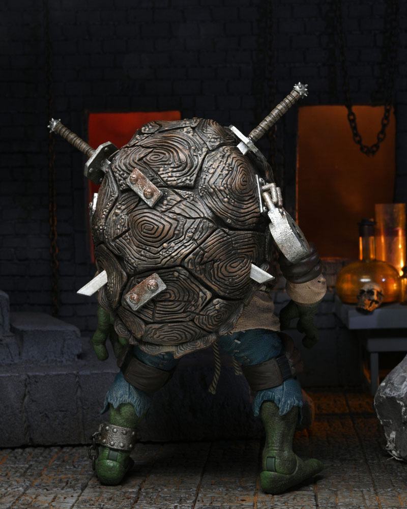 Universal Monsters x Teenage Mutant Ninja Turtles Action Figure Ultimate Leonardo as The Hunchback 18 cm 0634482541869
