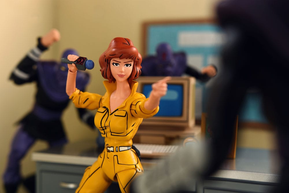 Teenage Mutant Ninja Turtles (Mirage Comics) Action Figure Ultimate April O'Neil 18 cm 0634482542330