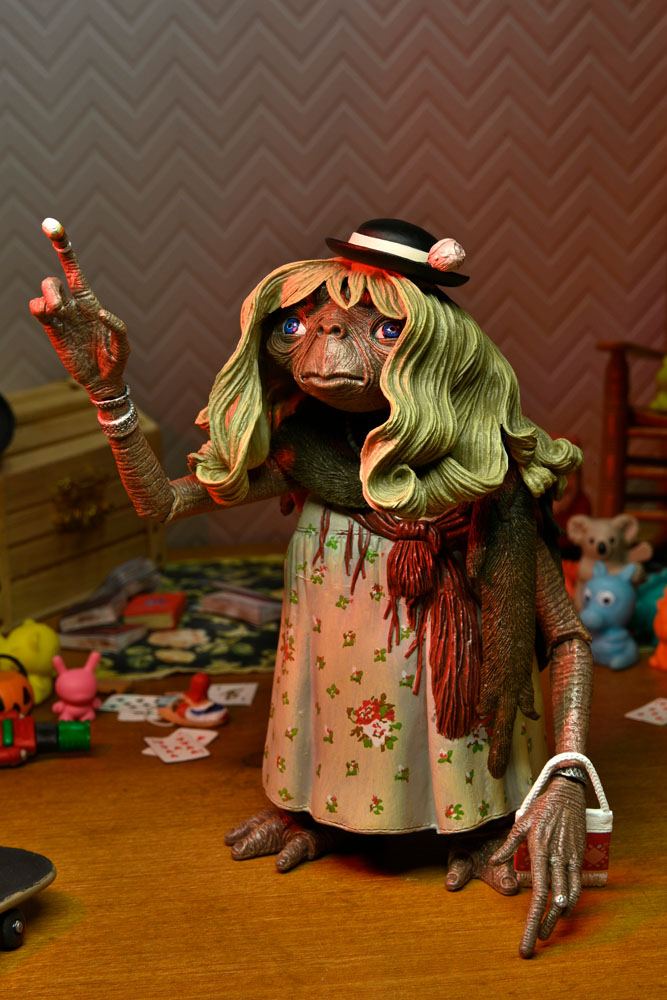 E.T. the Extra-Terrestrial Action Figure Ulti 0634482550779