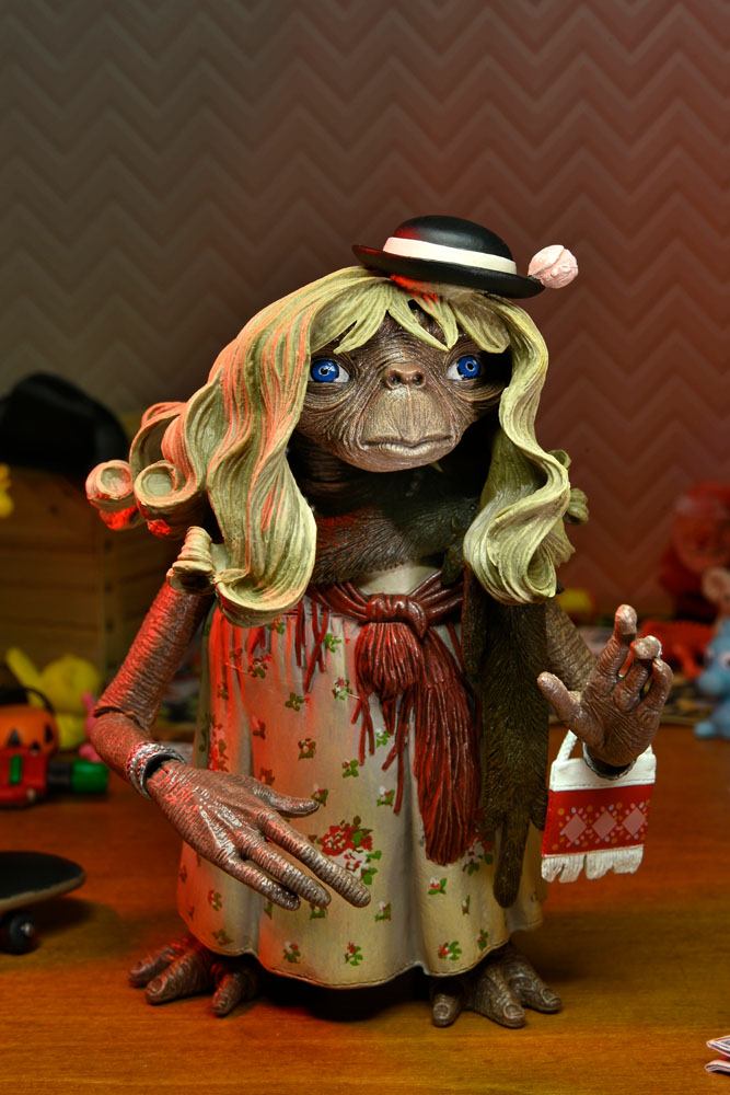 E.T. the Extra-Terrestrial Action Figure Ulti 0634482550779