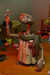 E.T. the Extra-Terrestrial Action Figure Ulti 0634482550779