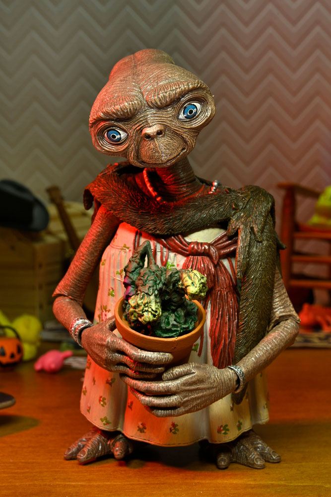 E.T. the Extra-Terrestrial Action Figure Ulti 0634482550779