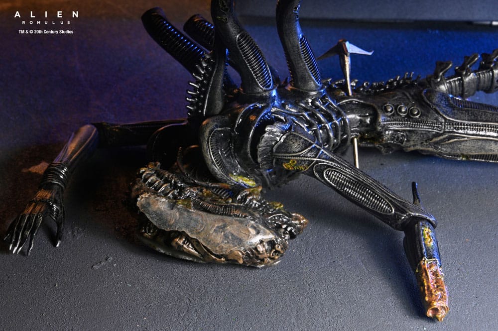 Alien: Romulus Action Figure Deluxe Suspended Lab Xenomorph XX121 18 cm 0634482517437