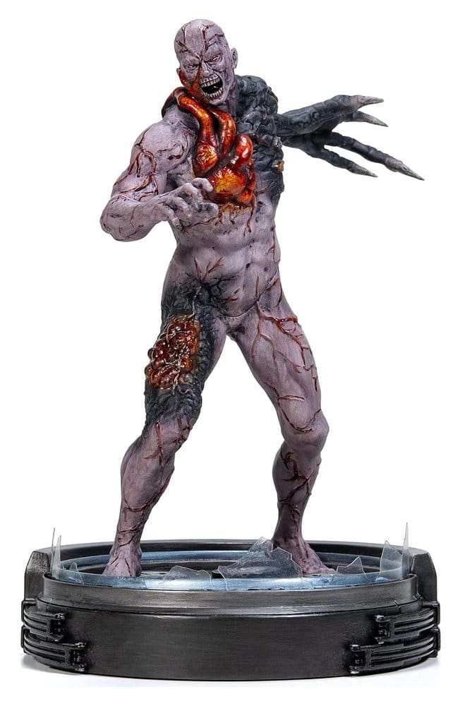 Resident Evil Statue Tyrant 5056280440550