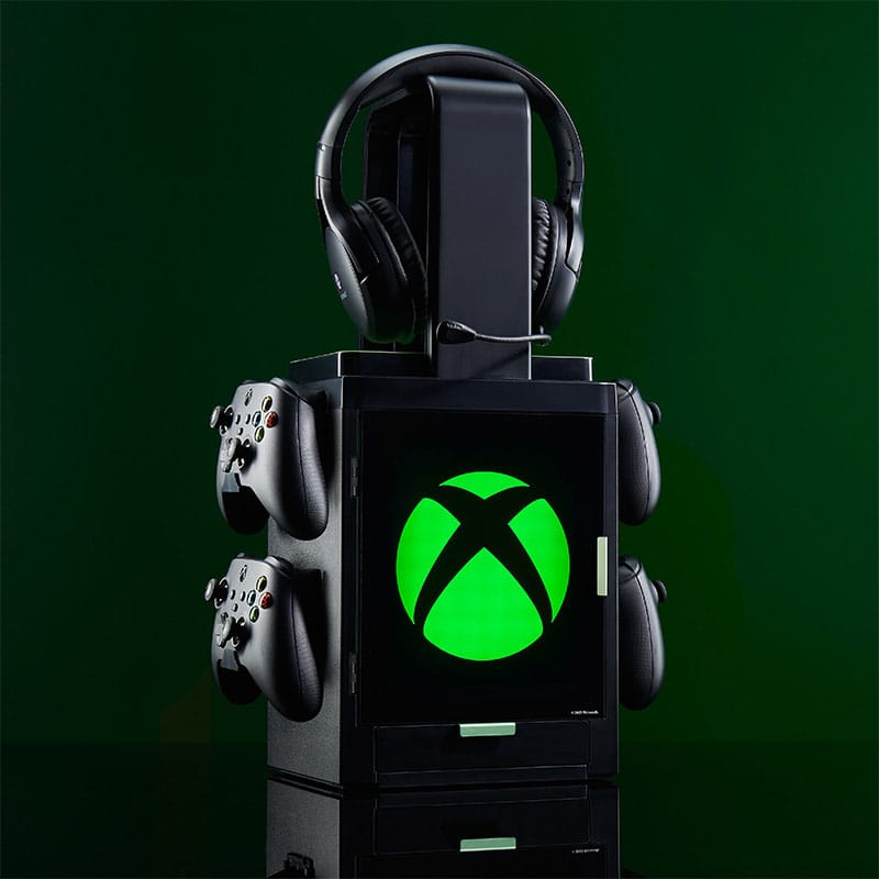 Xbox Gaming Locker with lightening  5056280455844