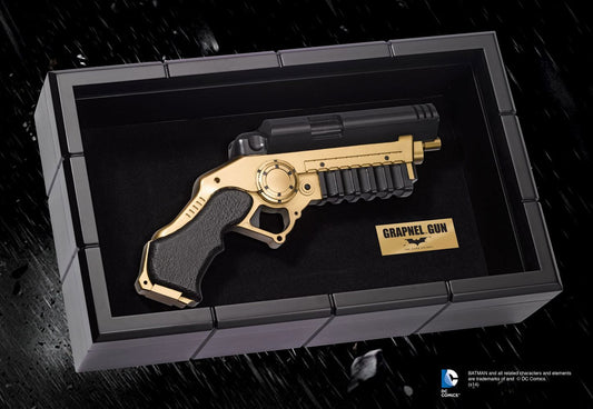 Batman The Dark Knight Replica 1/1 Grapnel Gun 0812370010752