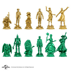Wicked: For Good Chess Set Shiz vs. Emerald City 0849421011574