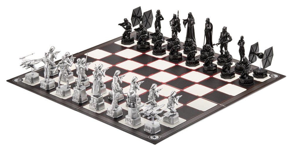 Star Wars Original Trilogy Chess Set 47 cm 0849421012793