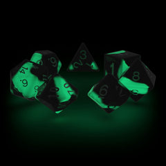 Oakie Doakie Dice RPG Set Glow In The Dark - Biohazard (7) - Amuzzi