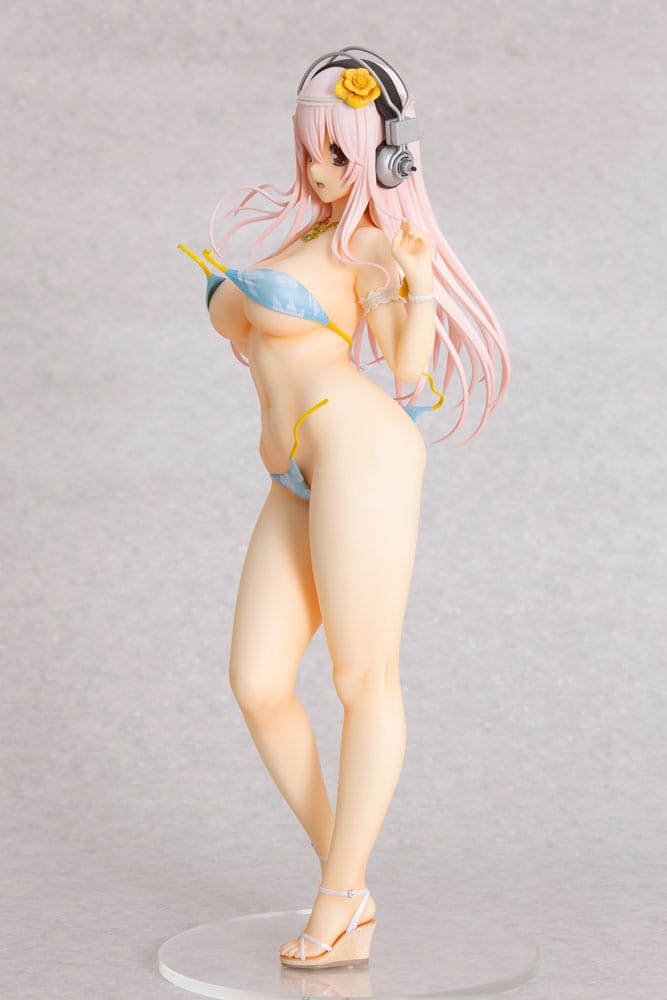 Super Sonico Statue 1/4.5 Super Sonico Summer Vacation Ver. 35 cm 4582292603580