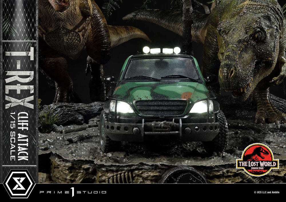 Jurassic World: The Lost World Statue 1/15 T-Rex Cliff Attack 53 cm 4582647121004