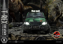 Jurassic World: The Lost World Statue 1/15 T-Rex Cliff Attack Bonus Version 53 cm 4582647121011