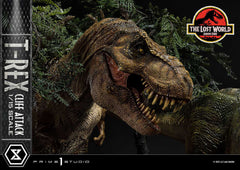 Jurassic World: The Lost World Statue 1/15 T-Rex Cliff Attack Bonus Version 53 cm 4582647121011