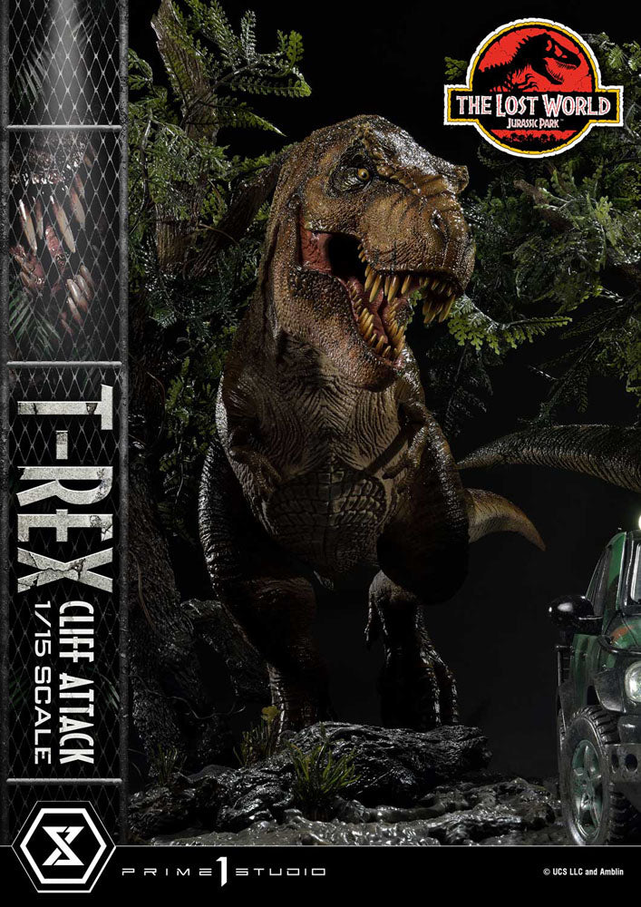 Jurassic World: The Lost World Statue 1/15 T-Rex Cliff Attack Bonus Version 53 cm 4582647121011