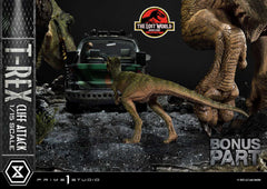 Jurassic World: The Lost World Statue 1/15 T-Rex Cliff Attack Bonus Version 53 cm 4582647121011
