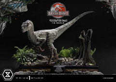 Jurassic Park III Legacy Museum Collection Statue 1/6 Velociraptor Female Bonus Version 44 cm 4580708049038