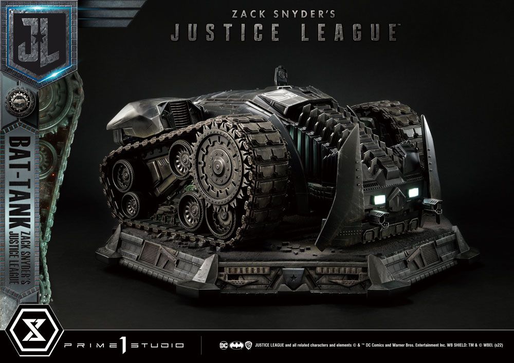 Zack Snyder's Justice League Museum Masterline Diorama Bat-Tank 36 cm 4580708042107