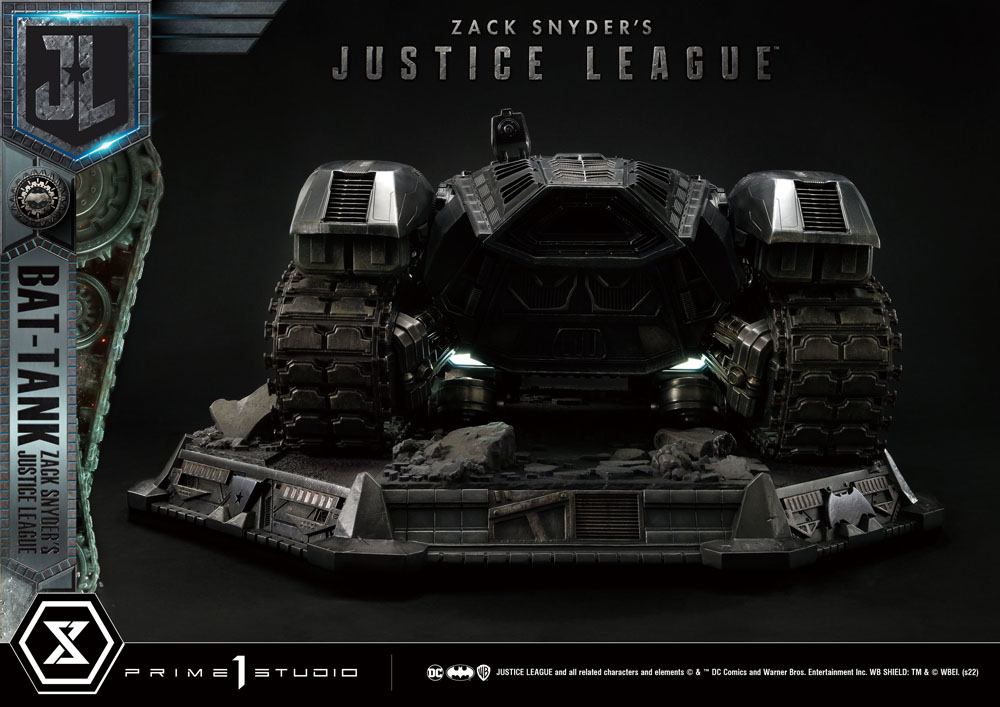 Zack Snyder's Justice League Museum Masterline Diorama Bat-Tank 36 cm 4580708042107