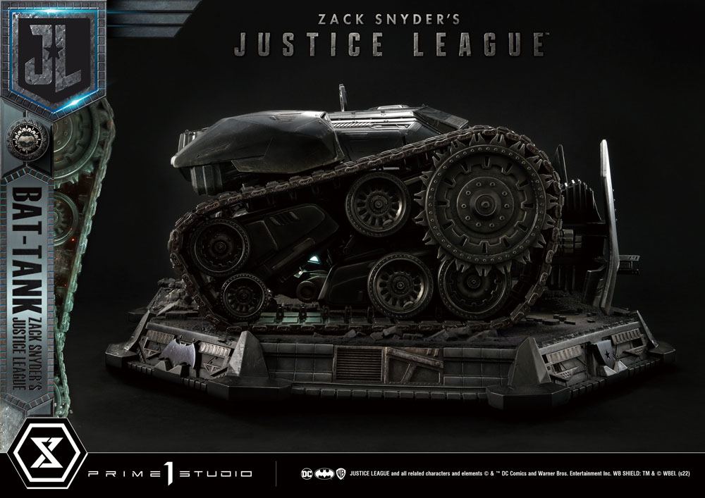 Zack Snyder's Justice League Museum Masterline Diorama Bat-Tank 36 cm 4580708042107