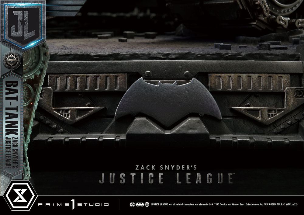 Zack Snyder's Justice League Museum Masterline Diorama Bat-Tank 36 cm 4580708042107