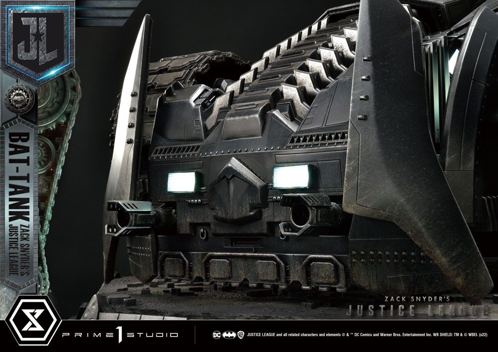 Zack Snyder's Justice League Museum Masterline Diorama Bat-Tank 36 cm 4580708042107