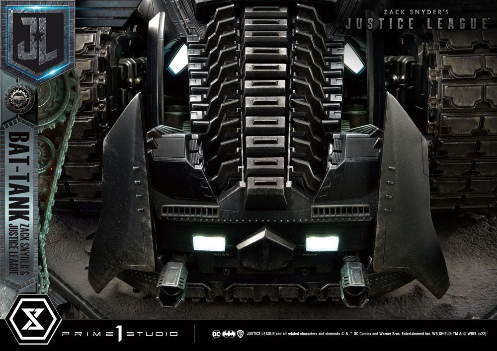 Zack Snyder's Justice League Museum Masterline Diorama Bat-Tank 36 cm 4580708042107