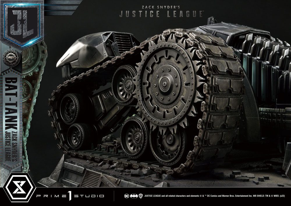 Zack Snyder's Justice League Museum Masterline Diorama Bat-Tank 36 cm 4580708042107