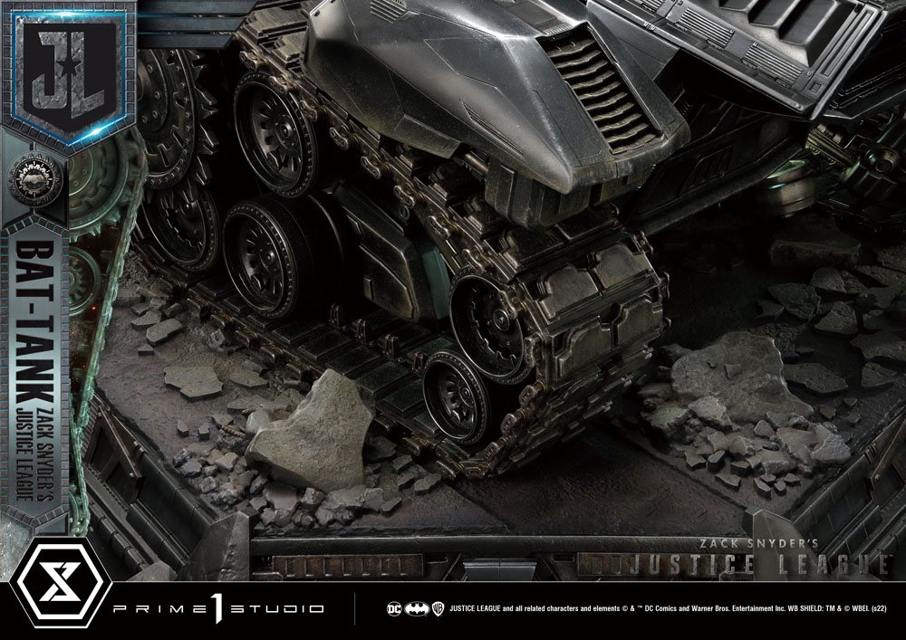 Zack Snyder's Justice League Museum Masterline Diorama Bat-Tank 36 cm 4580708042107