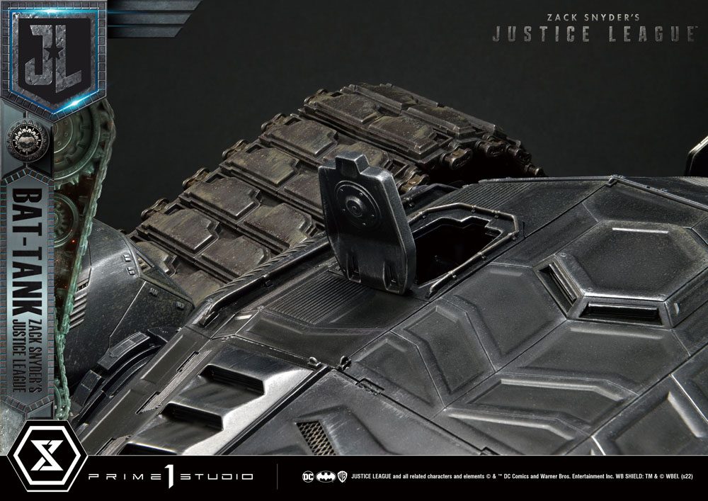 Zack Snyder's Justice League Museum Masterline Diorama Bat-Tank 36 cm 4580708042107