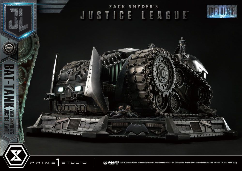 Zack Snyder's Justice League Museum Masterline Diorama Bat-Tank Deluxe Version 36 cm 4580708042114