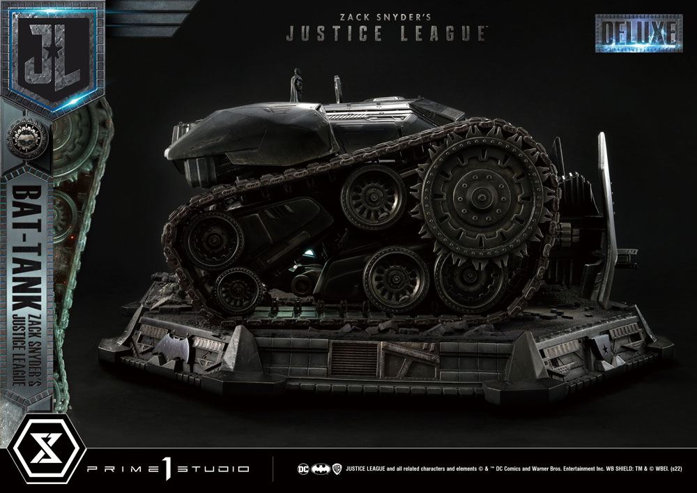 Zack Snyder's Justice League Museum Masterline Diorama Bat-Tank Deluxe Version 36 cm 4580708042114