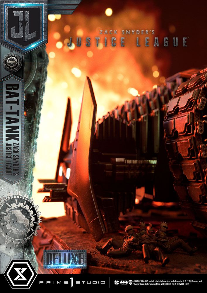 Zack Snyder's Justice League Museum Masterline Diorama Bat-Tank Deluxe Version 36 cm 4580708042114