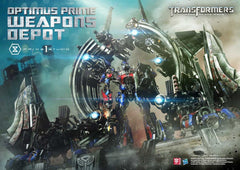 Transformers: Dark of the Moon (Film) Museum Masterline Statue Optimus Prime Weapons Depot 127 cm 4582647121059