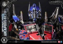 Transformers: Dark of the Moon (Film) Museum Masterline Statue Optimus Prime Weapons Depot 127 cm 4582647121059