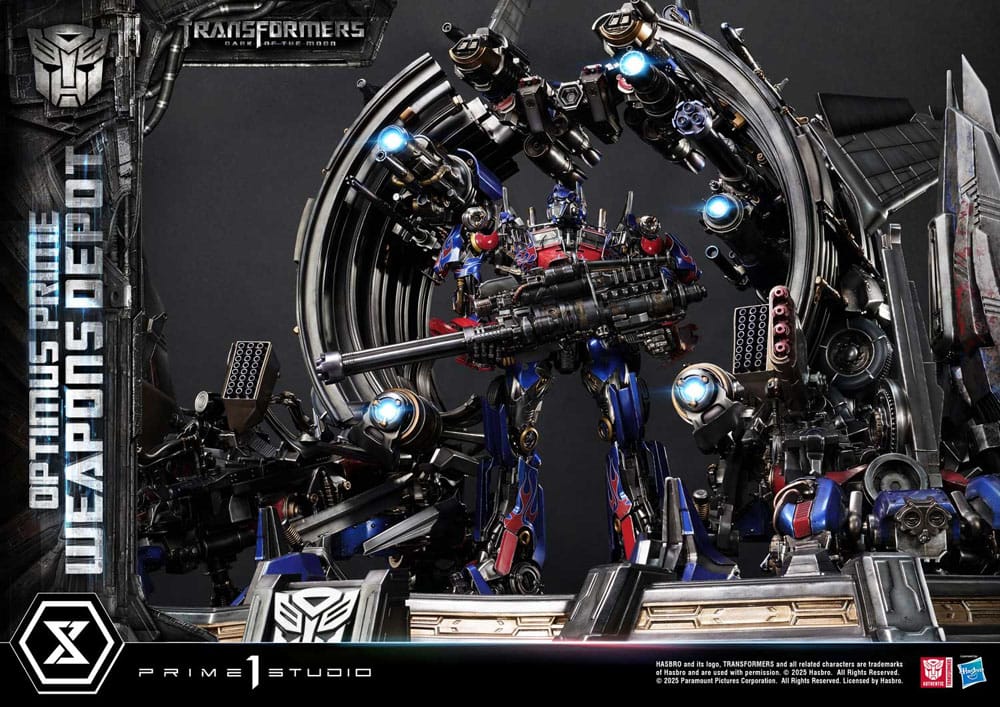 Transformers: Dark of the Moon (Film) Museum Masterline Statue Optimus Prime Weapons Depot 127 cm 4582647121059
