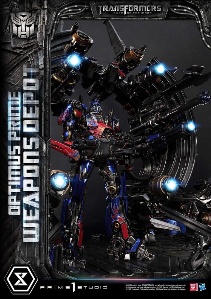 Transformers: Dark of the Moon (Film) Museum Masterline Statue Optimus Prime Weapons Depot 127 cm 4582647121059