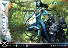 Avatar (Film) Real Elite Masterline Series Statue 1/4 Neytiri & Thanator 75 cm  4582647123282