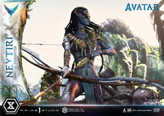 Avatar (Film) Real Elite Masterline Series Statue 1/4 Neytiri & Thanator 75 cm  4582647123282