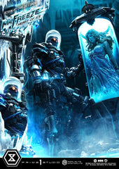 DC Comics Real Elite Masterline Series Statue 1/3 Batman (Comics) Mr. Freeze Heart of Ice (Design by Carlos D'Anda) 82 cm 4582647125491
