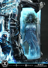 DC Comics Real Elite Masterline Series Statue 1/3 Batman (Comics) Mr. Freeze Heart of Ice (Design by Carlos D'Anda) 82 cm 4582647125491