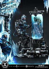 DC Comics Real Elite Masterline Series Statue 1/3 Batman (Comics) Mr. Freeze Heart of Ice (Design by Carlos D'Anda) Deluxe Bonus Version 82 cm 4582647125514