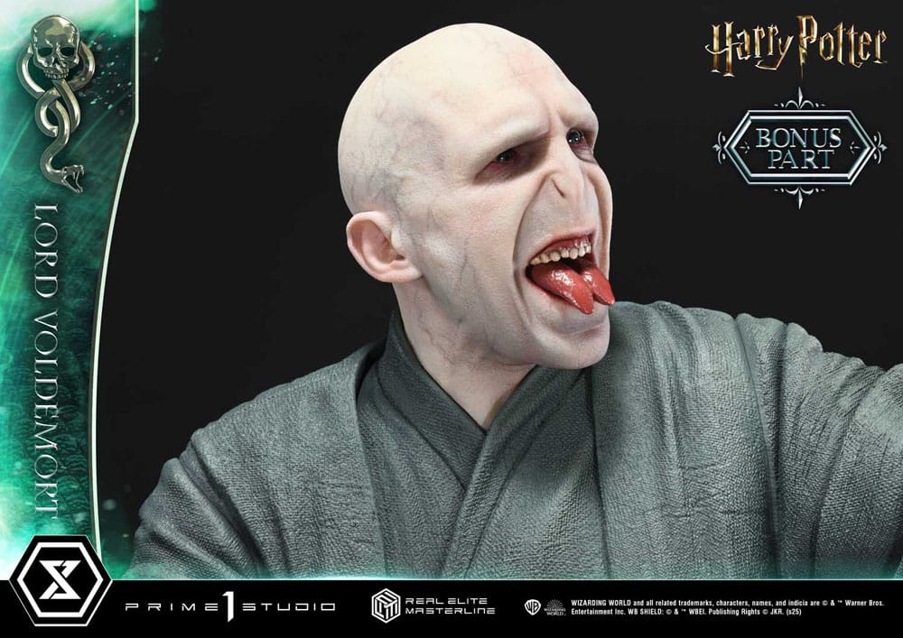Harry Potter Real Elite Masterline Series Statue 1/4 Lord Voldemort Bonus Version 83 cm     4582647122186