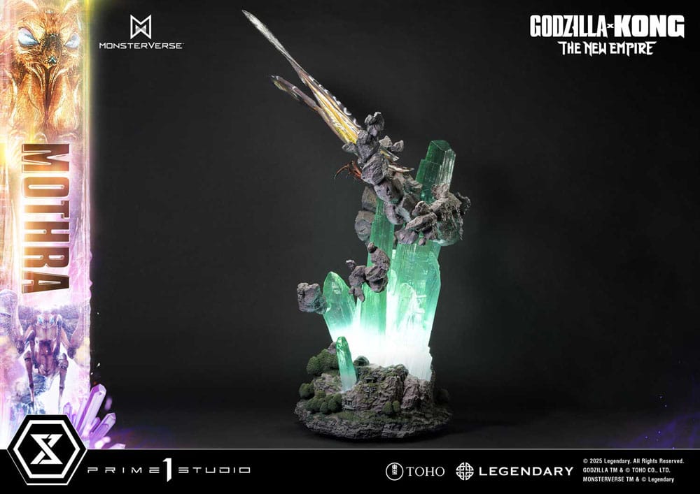 Godzilla x Kong: The New Empire Ultimate Diorama Masterline Series Statue Mothra 113 cm 4582647121714