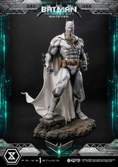 DC Comics Ultimate Museum Masterline Statue Batman Advanced Suit White Version (Design By Josh Nizzi) 51 cm 4582647125989